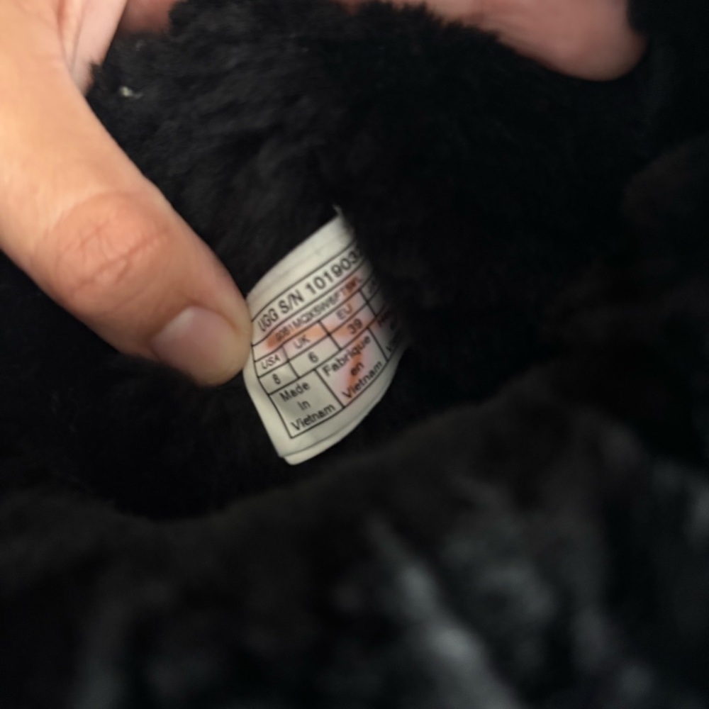 UGG Black Shearling Lined Footwear - Picture 4 of 5